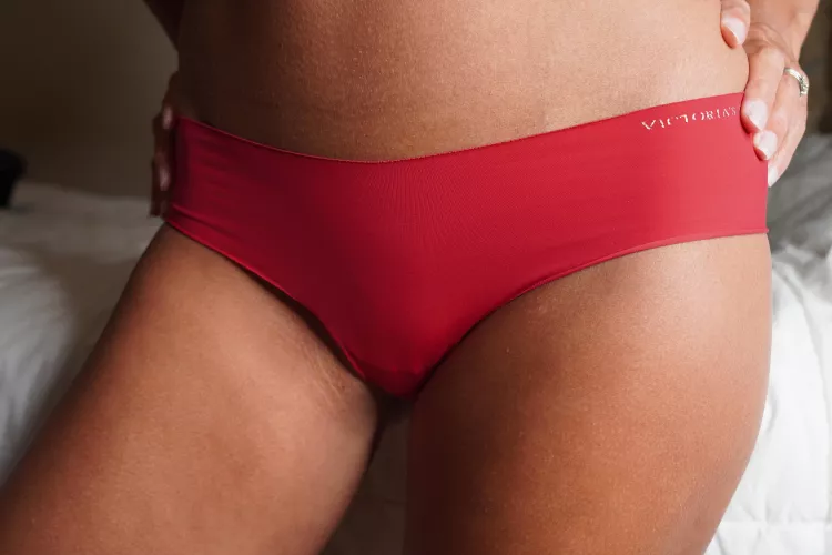 I like the color red