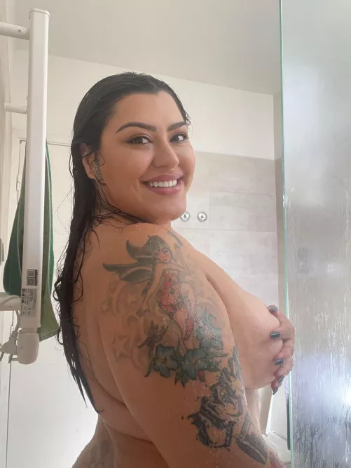 I want some warm load inside me
