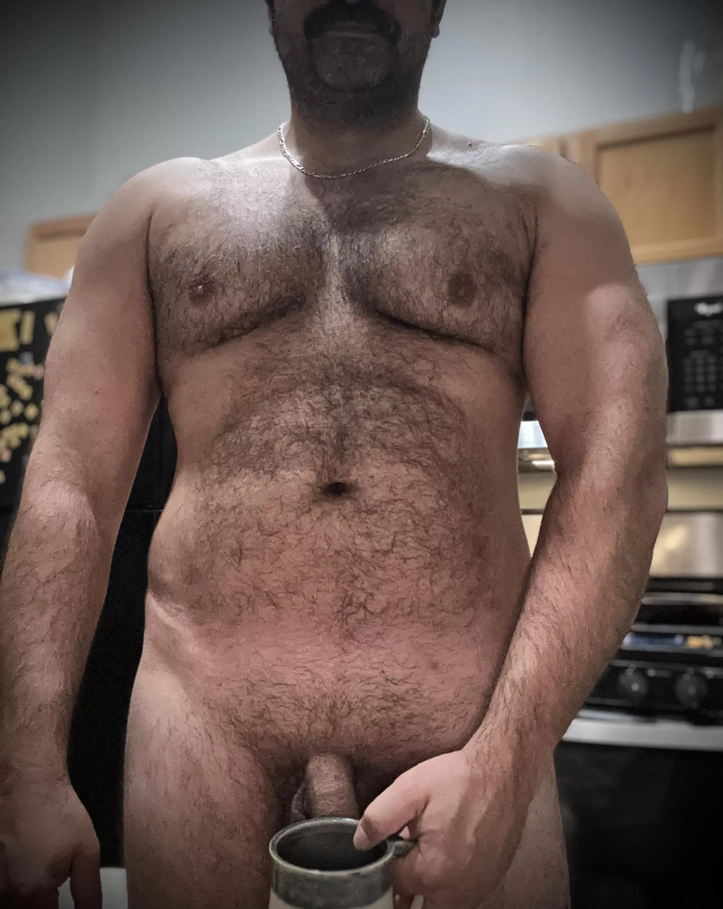 It’s gray and rainy out. Come over, I made you a cup. ☕️ 