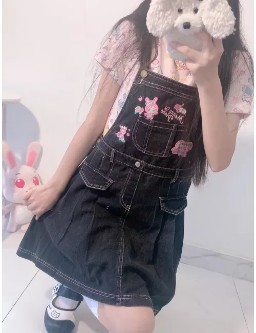 Love this outfit 🌸😊