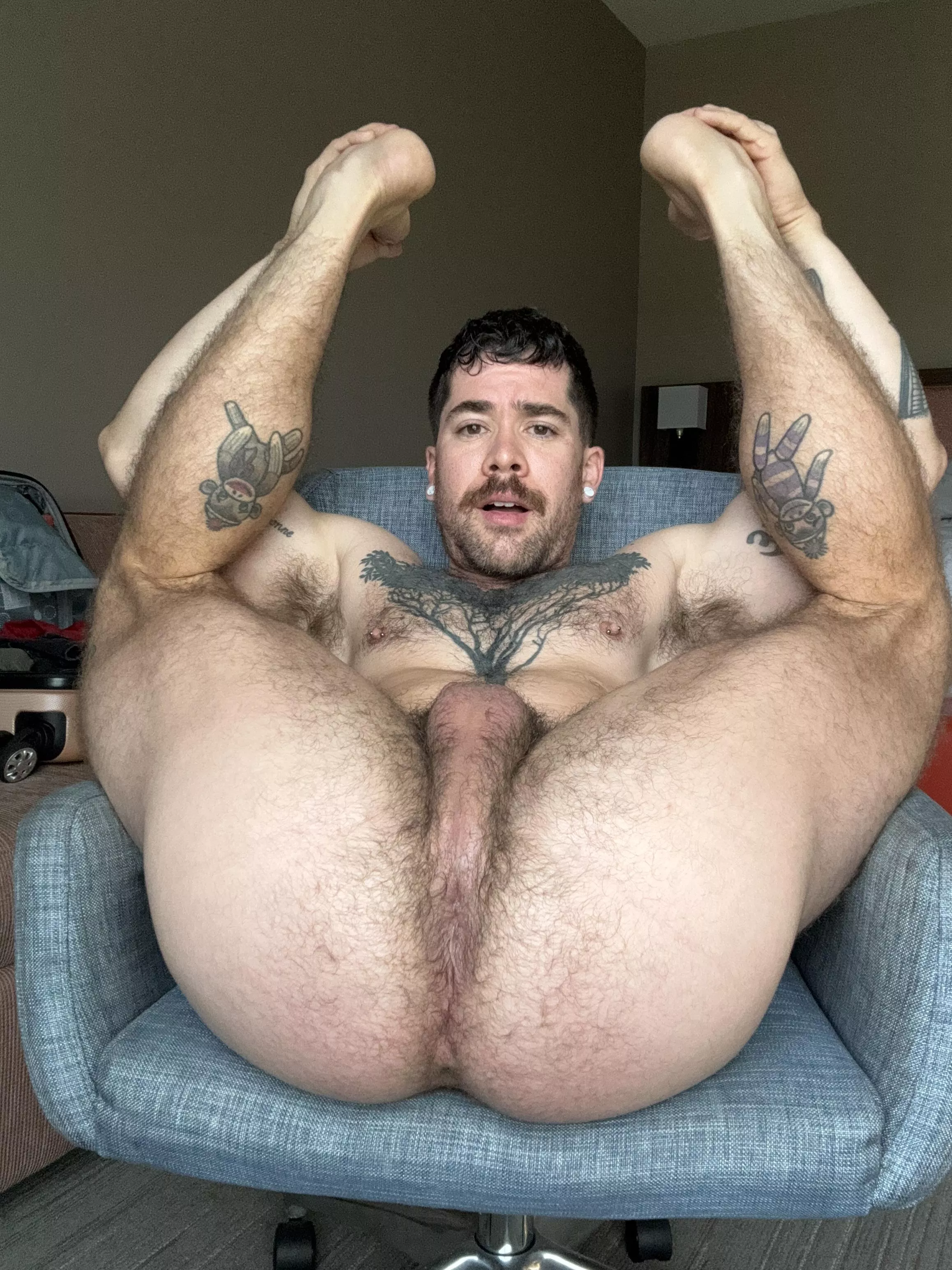 Maybe I’m biased but I think I have the best ass 😜