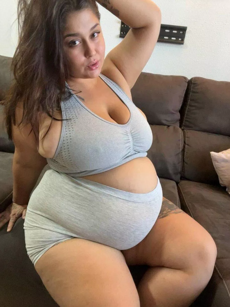 my goal is to reach 300 pounds and my clothes are already too tight.