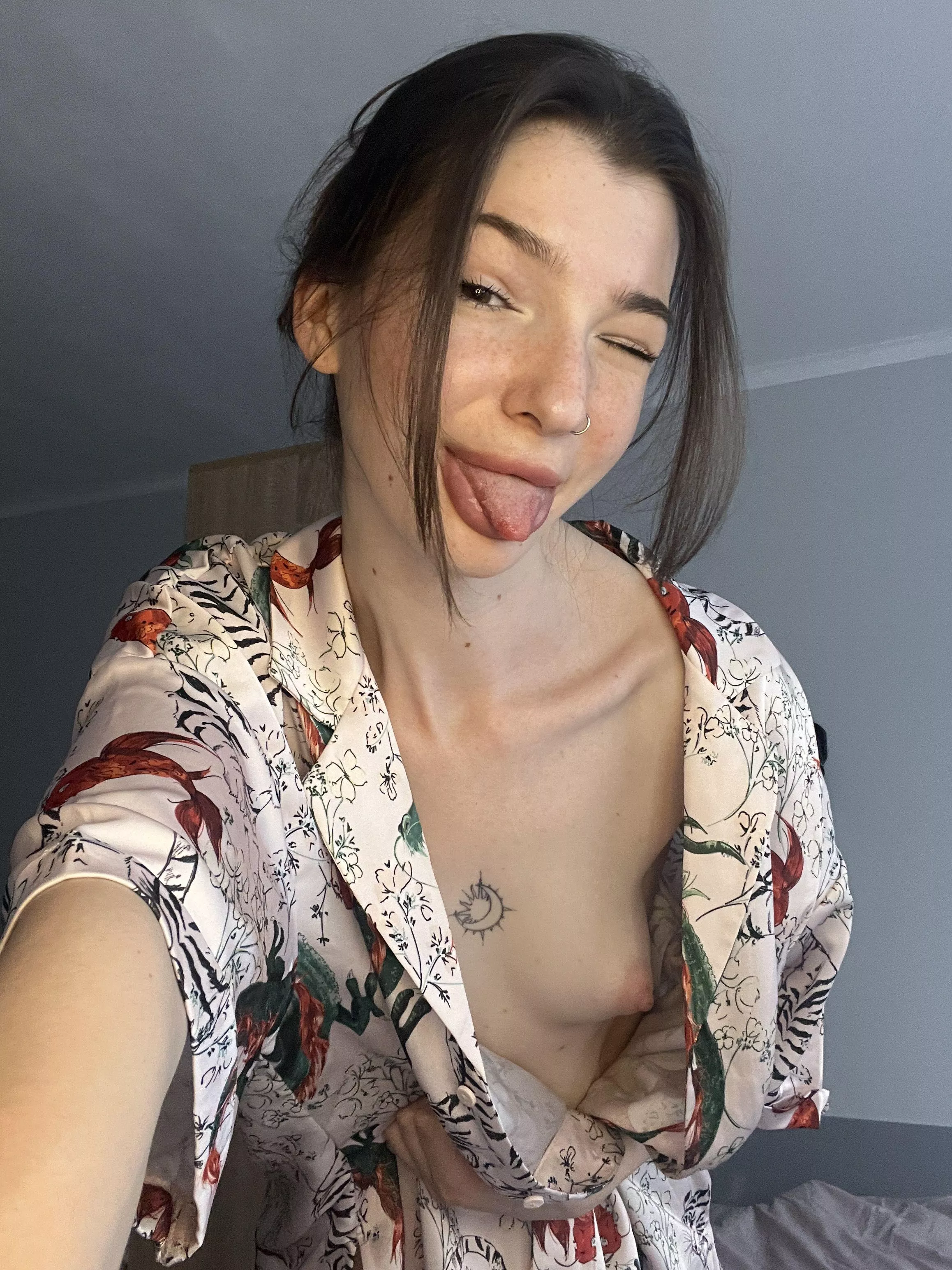 my nipples want to go in your mouth