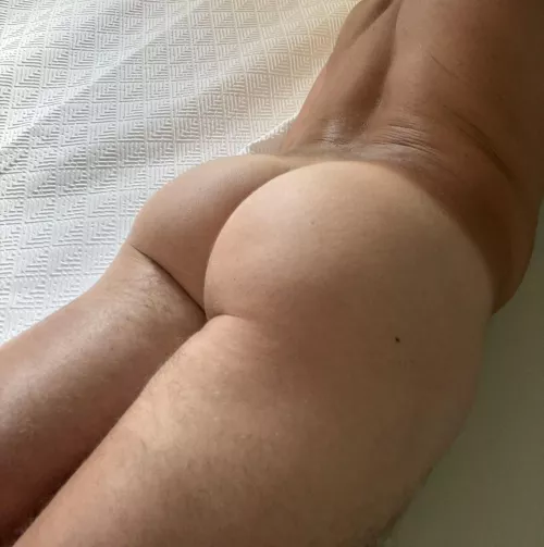 Some fat cheeks to brighten up your day