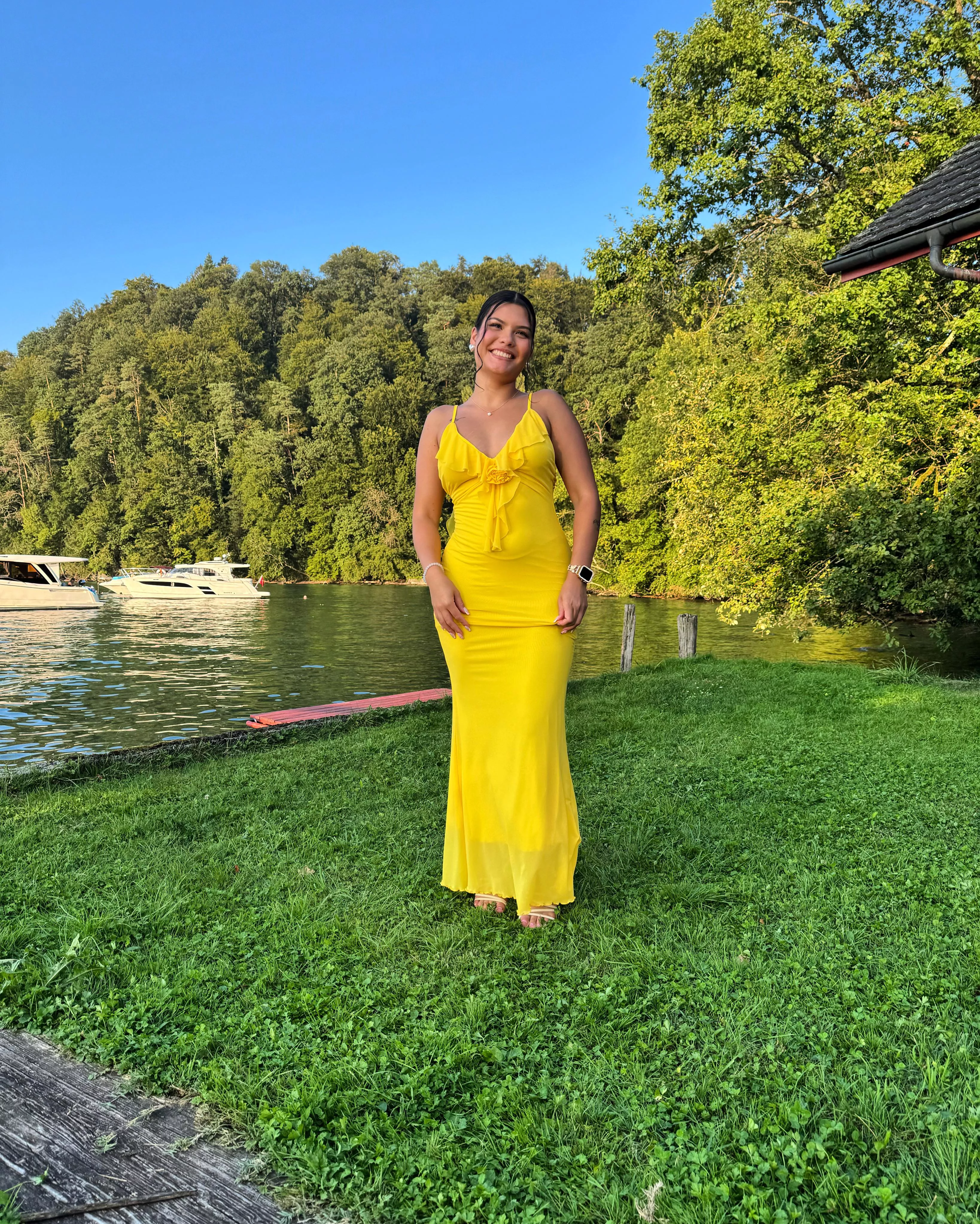 would u make it in a public place where everyone sees us