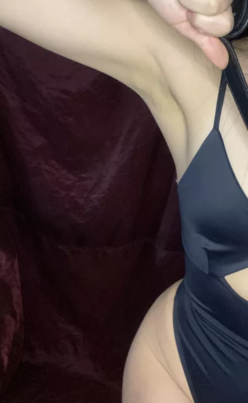 can you imagine my armpit’s taste? 