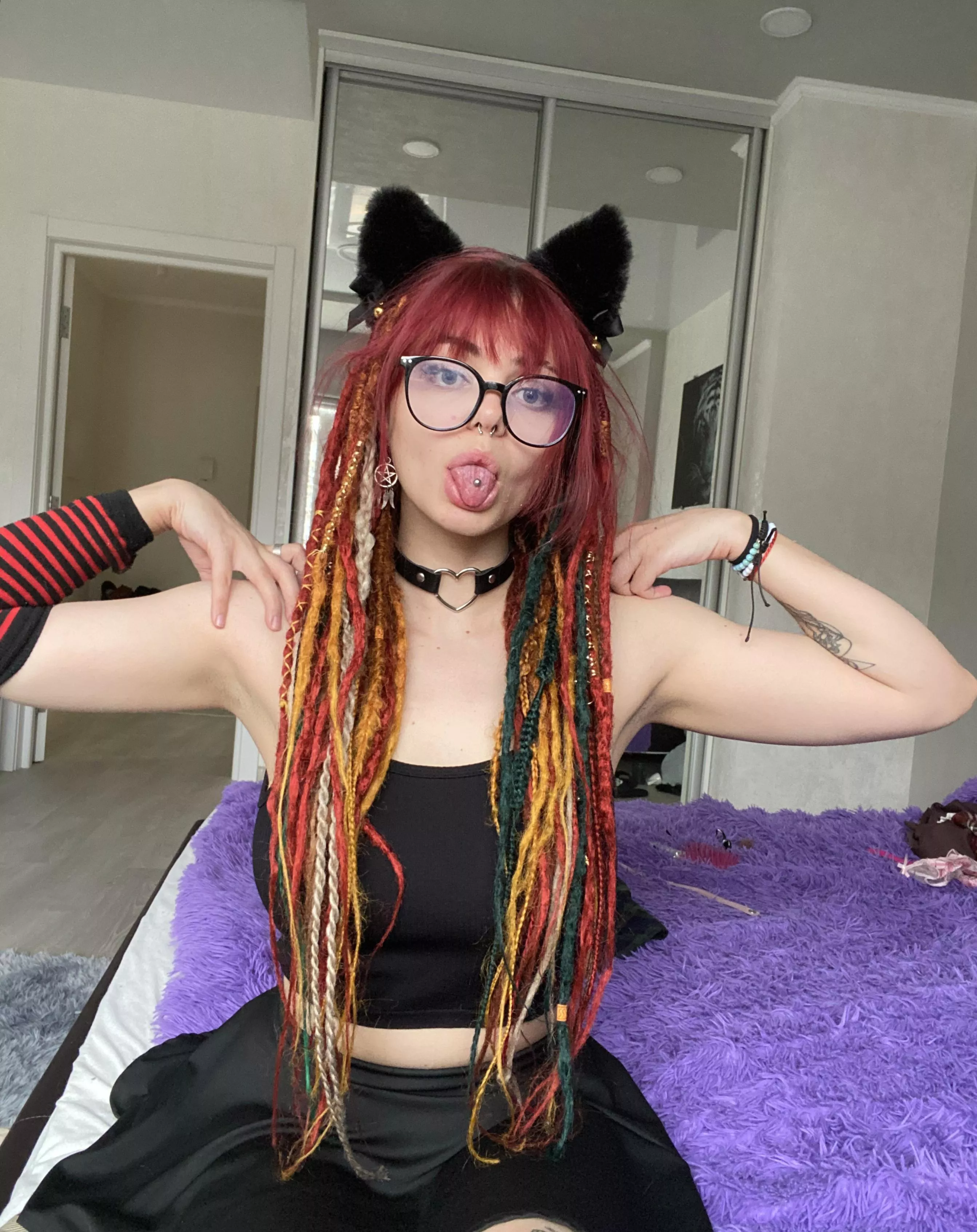Domesticate this cat girl or keep me wild