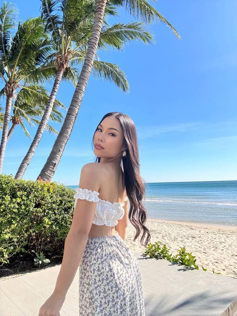 Is it possible to be your gf?