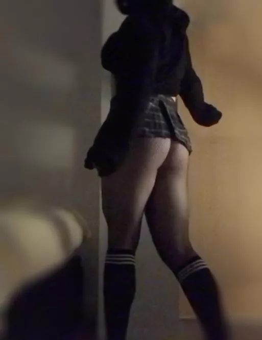 is my skirt pulled up too high?