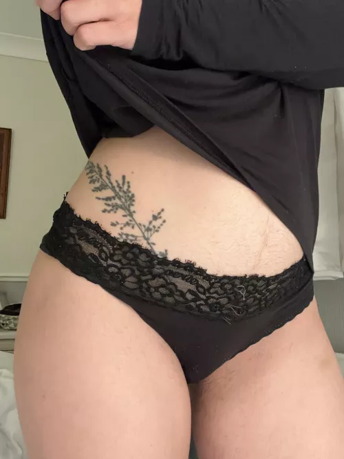 My favourite tattoo 🌿 [f]