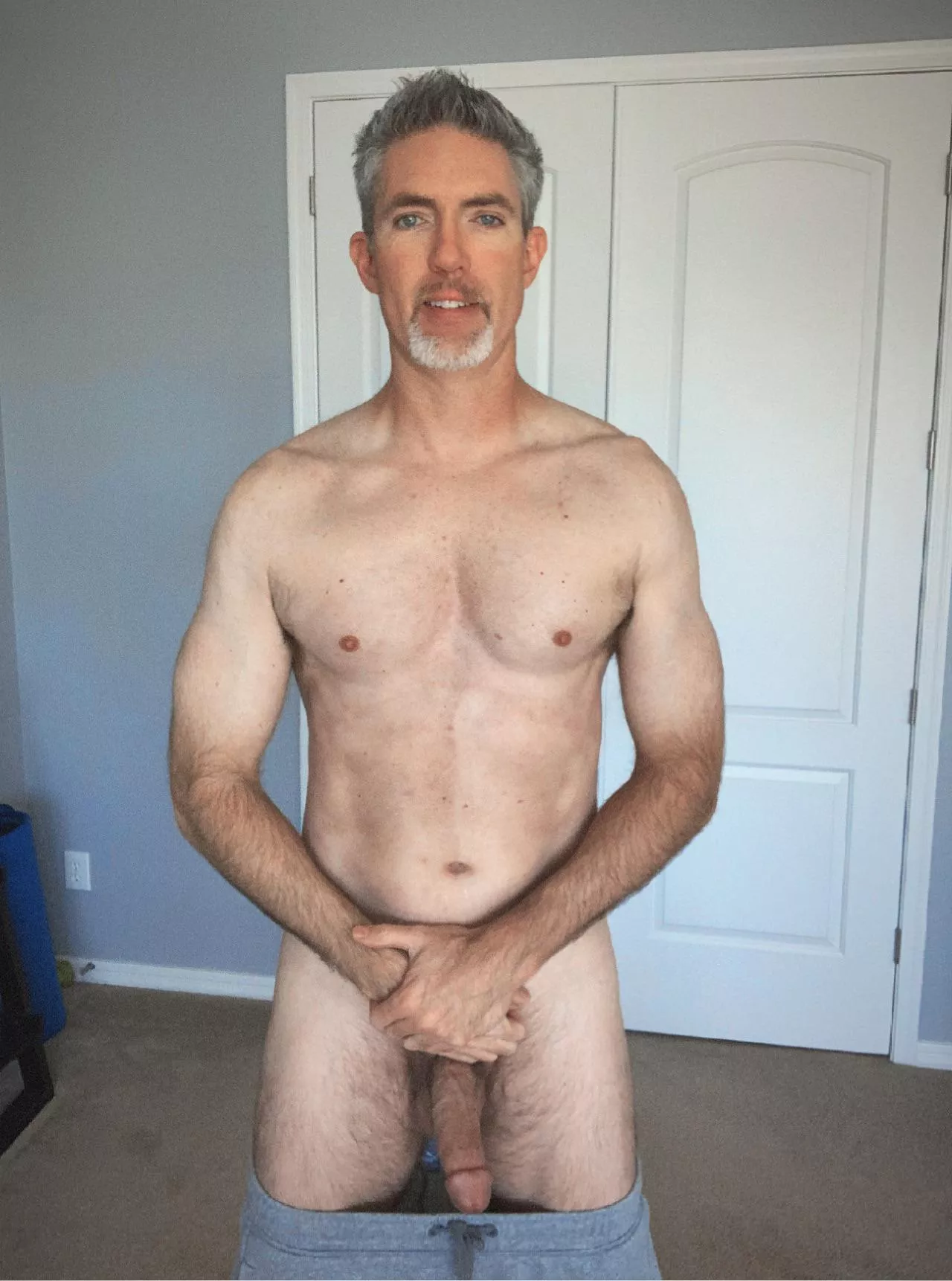 Put your mouth on daddy😈(48)