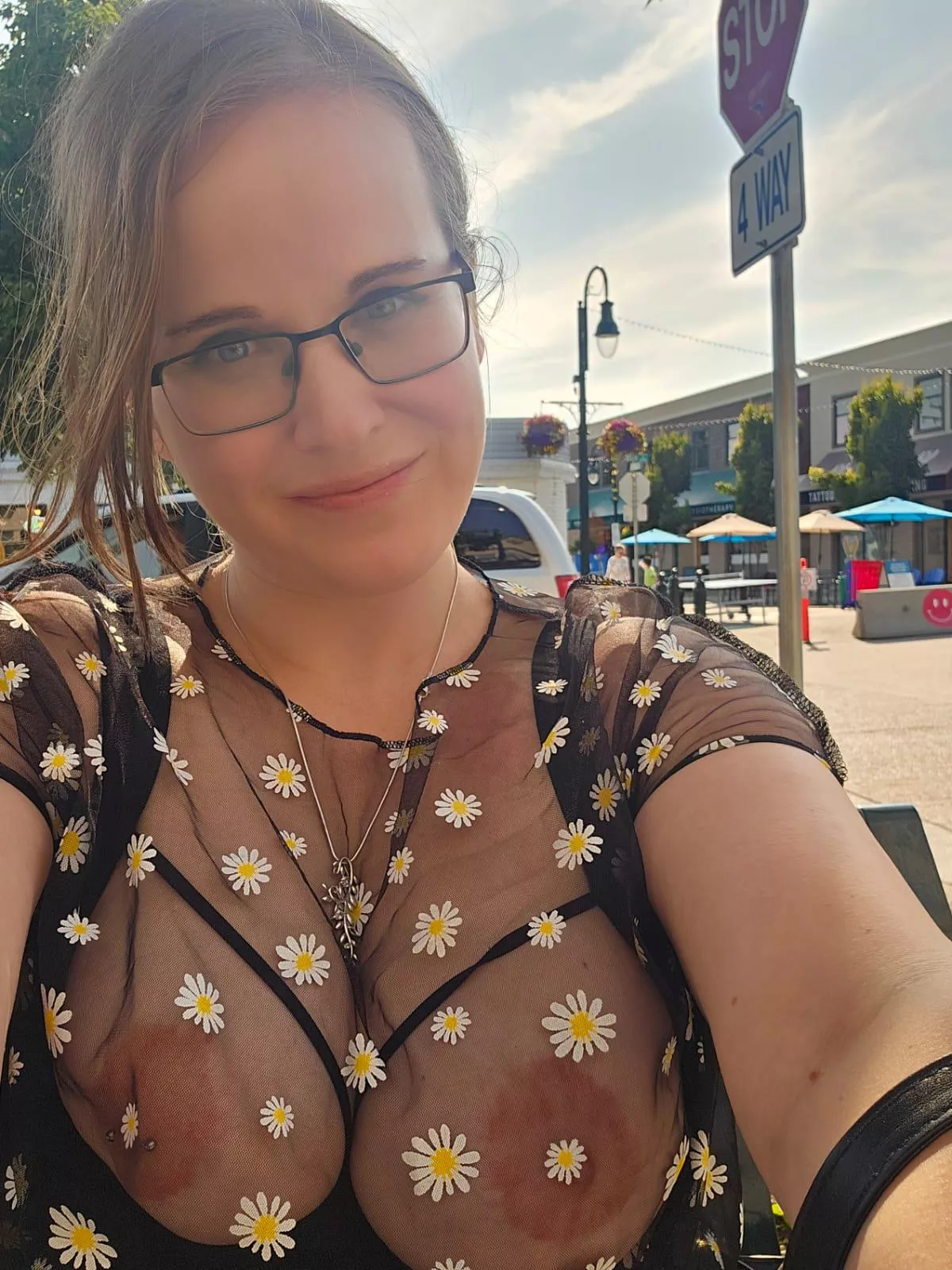 Time to grab some Starbucks 