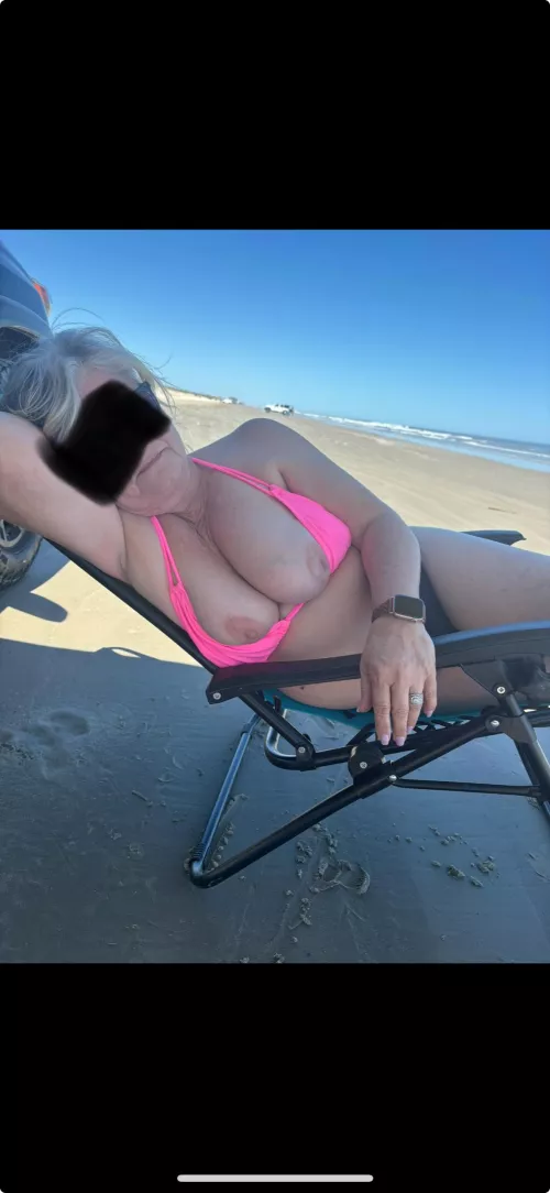 Would you fuck me on the beach right now?