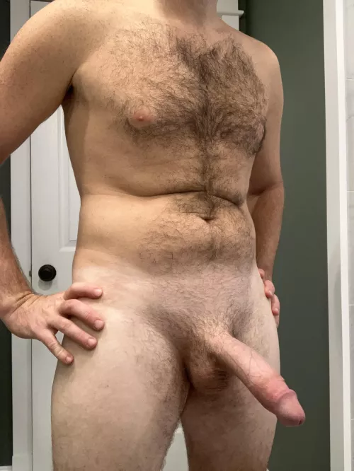 [36] It’s been a warm fall so far in PA but I’m growing out the chest hair nonetheless. How’s everything looking?