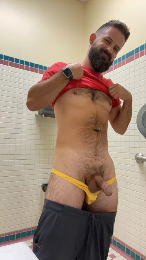 All in my Hulkamania colors. [38]