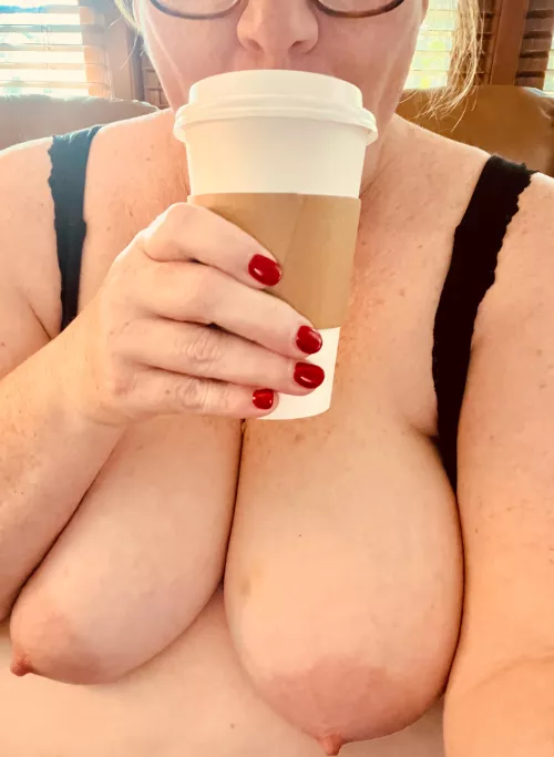 Fall in the South is just pumpkin spiced summer!! 🎃☕️🎃