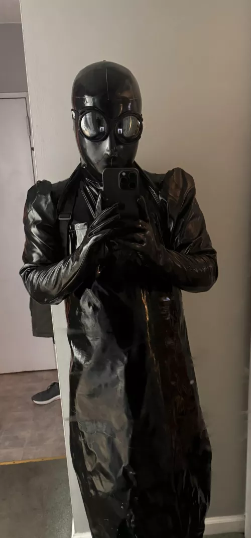 I am sure you can guess what the apron is for.  Bend over.