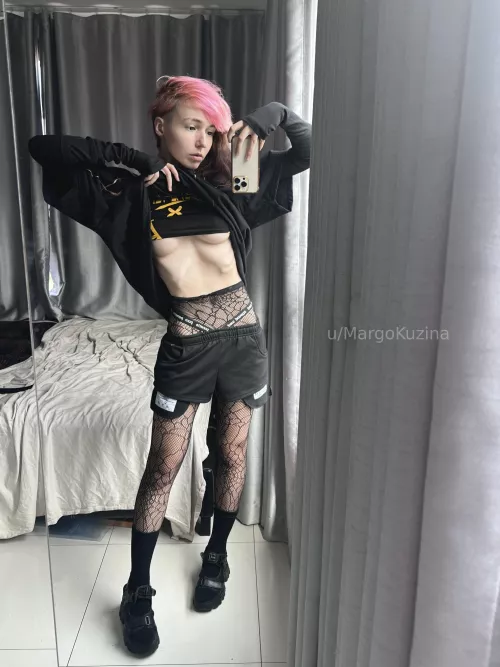 punk girl, but graceful inside