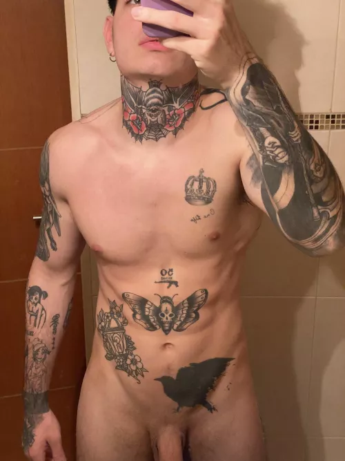tattoos in abs?