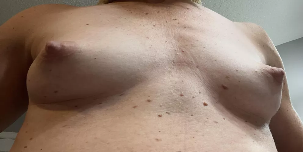 Tiny MILF tits. Suck my nipples hard. 
