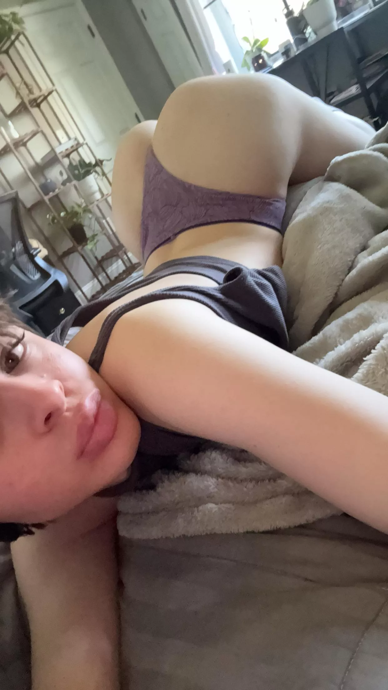 20 fem twink. HMU with a pic of u @throat.goat2024 20 fem twink. HMU with a pic of u @throat.goat2024