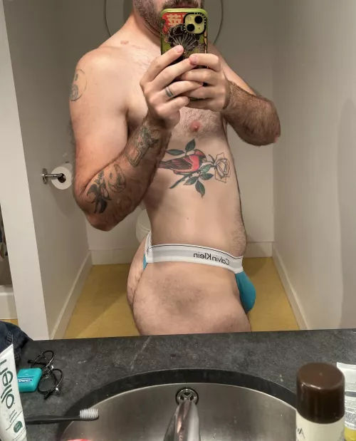 A classic and simple pair today