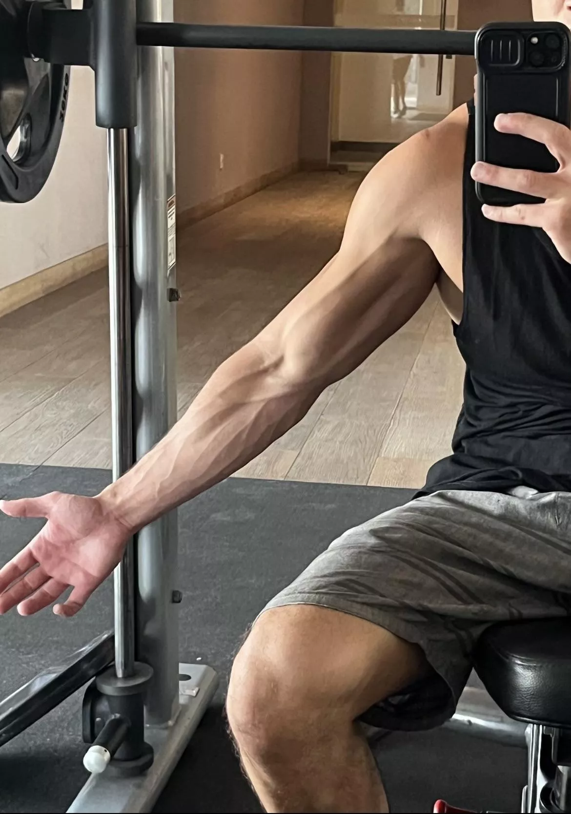 After this gym sesh, I’ll come and lift you 🤭🤭