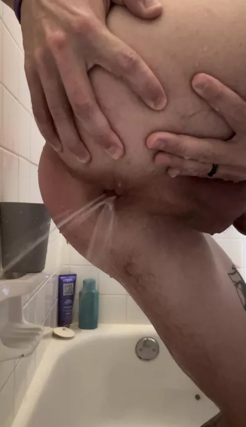 Any volunteers to help fill me back up?