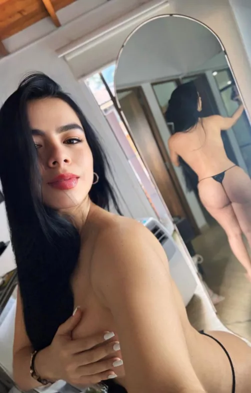 “Best. Selfie. Ever.”
