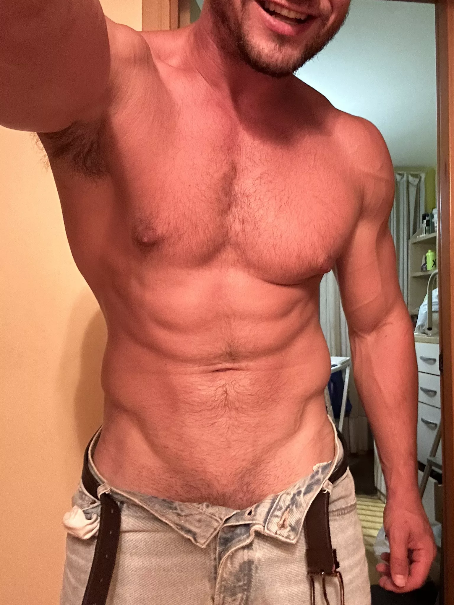 Come and please your alpha
