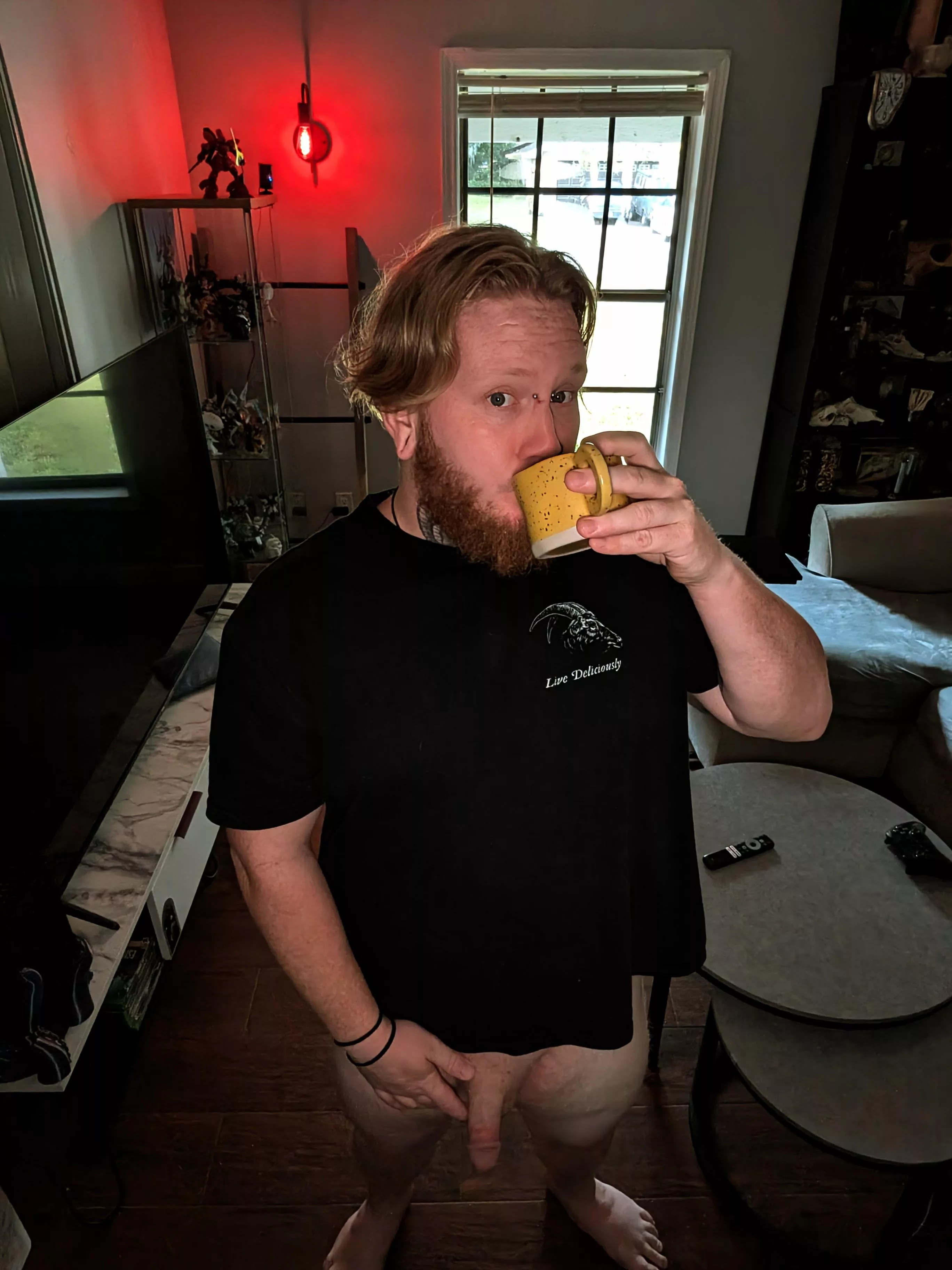 Happy Friday eve loves! 