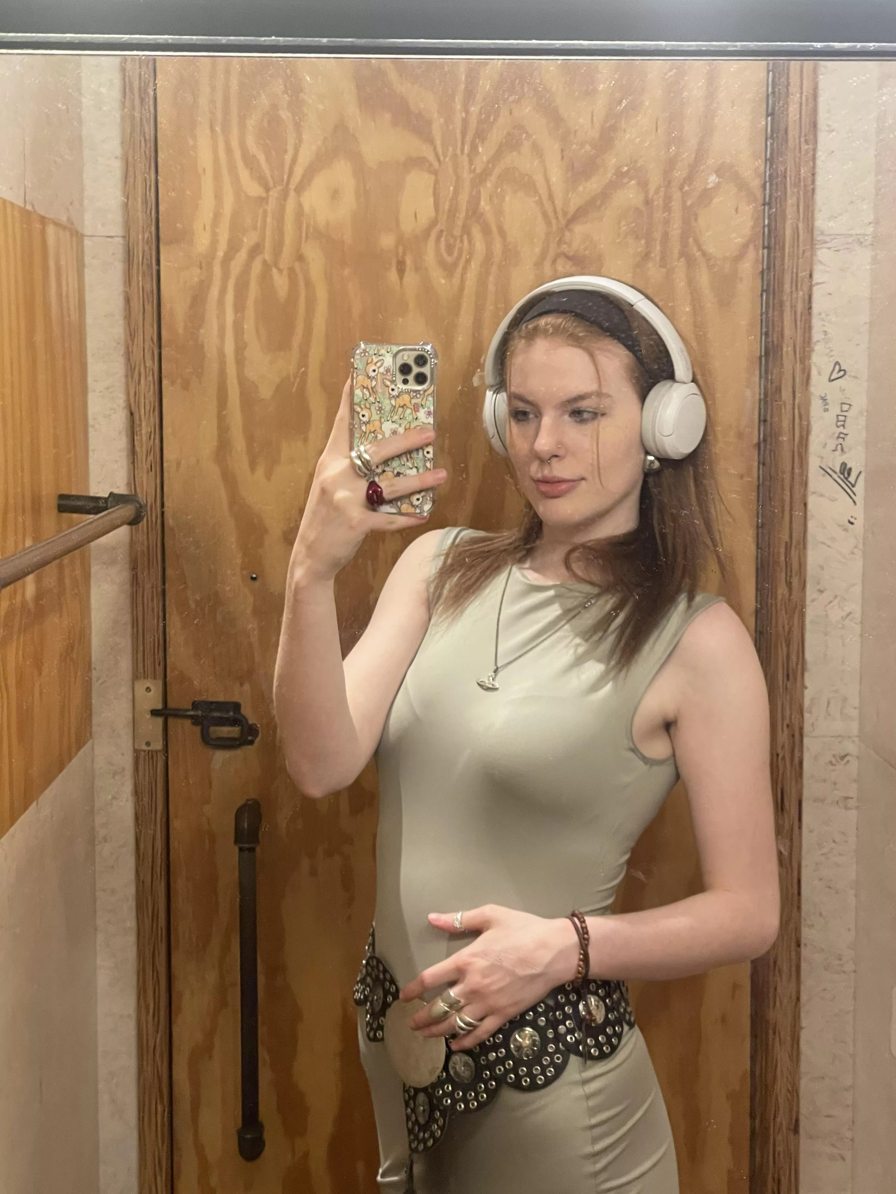 in a world full of trends, I choose to remain classic 