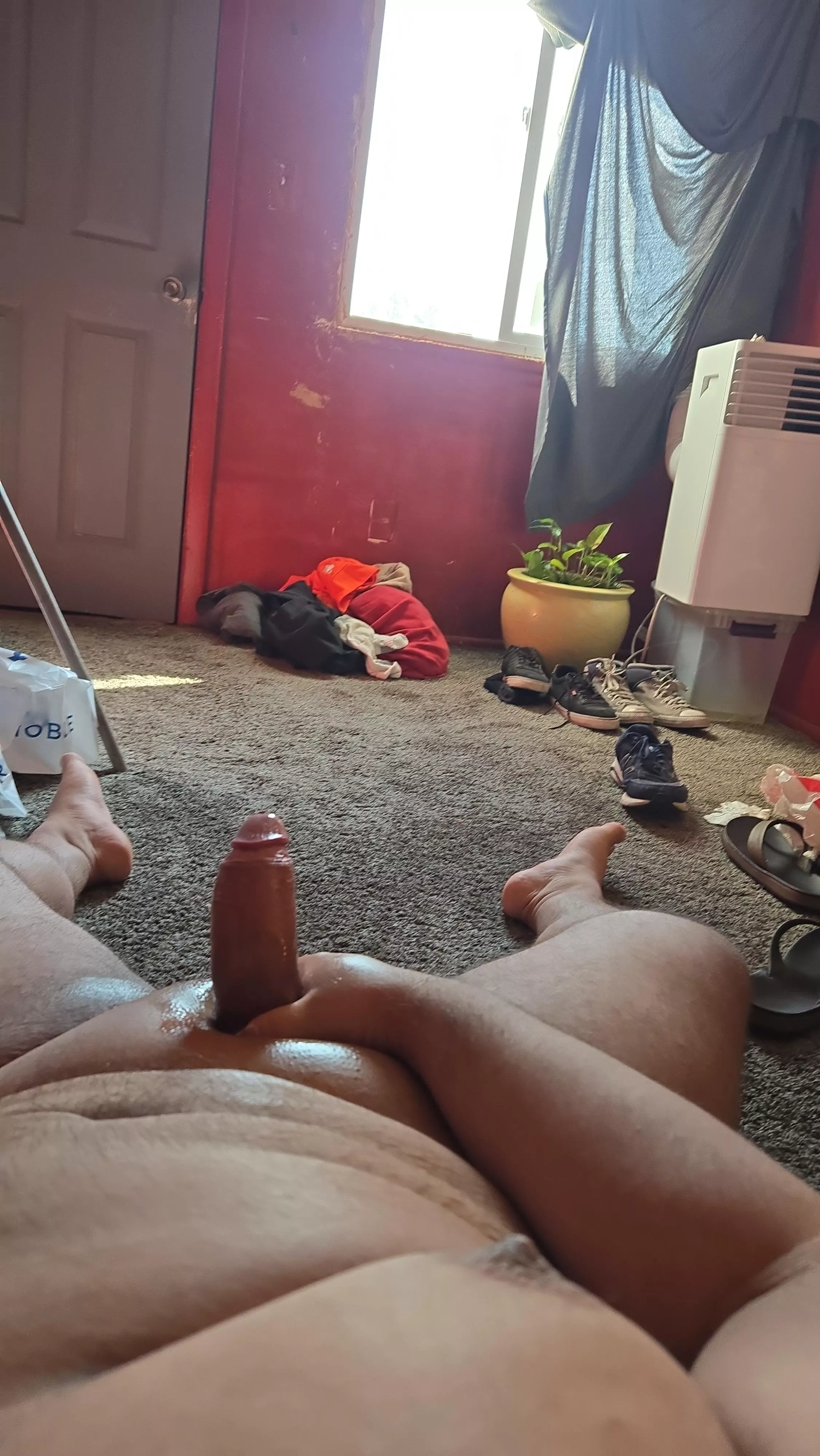 Woke up really horny this morning 