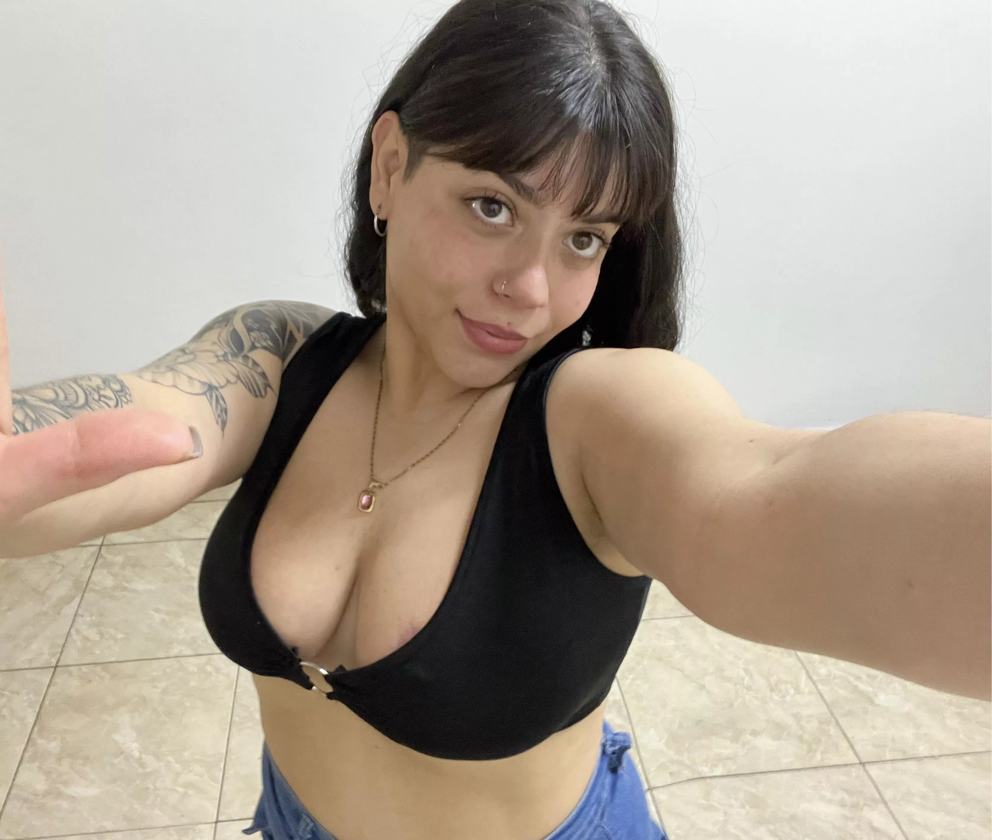 am i girlfriend material? 