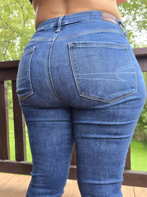 Denim milf booty
