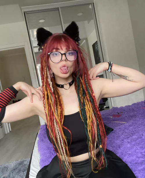 Domesticate this cat girl or keep me wild