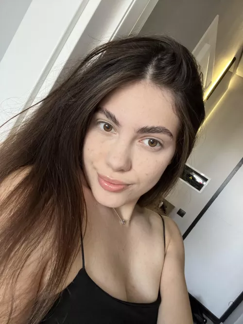 flirtatious smile, maybe flirting with you