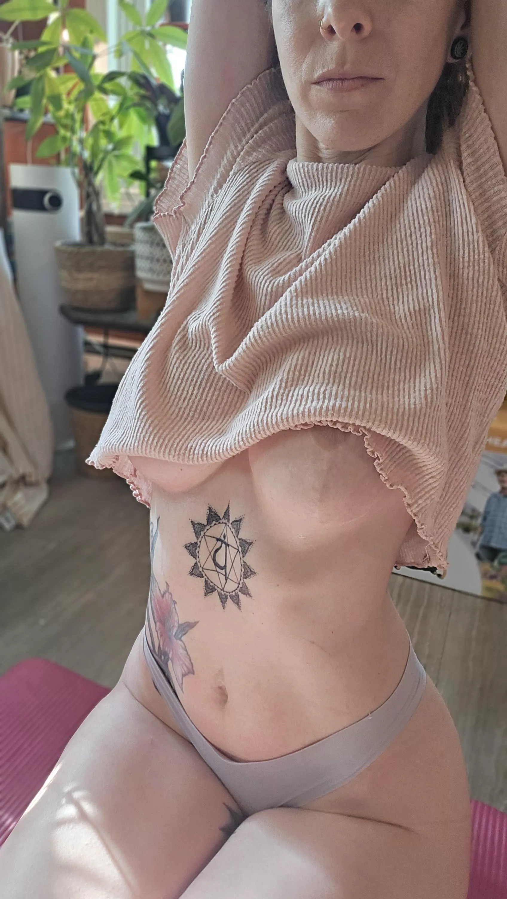 From my morning yoga flow ☀️[img]