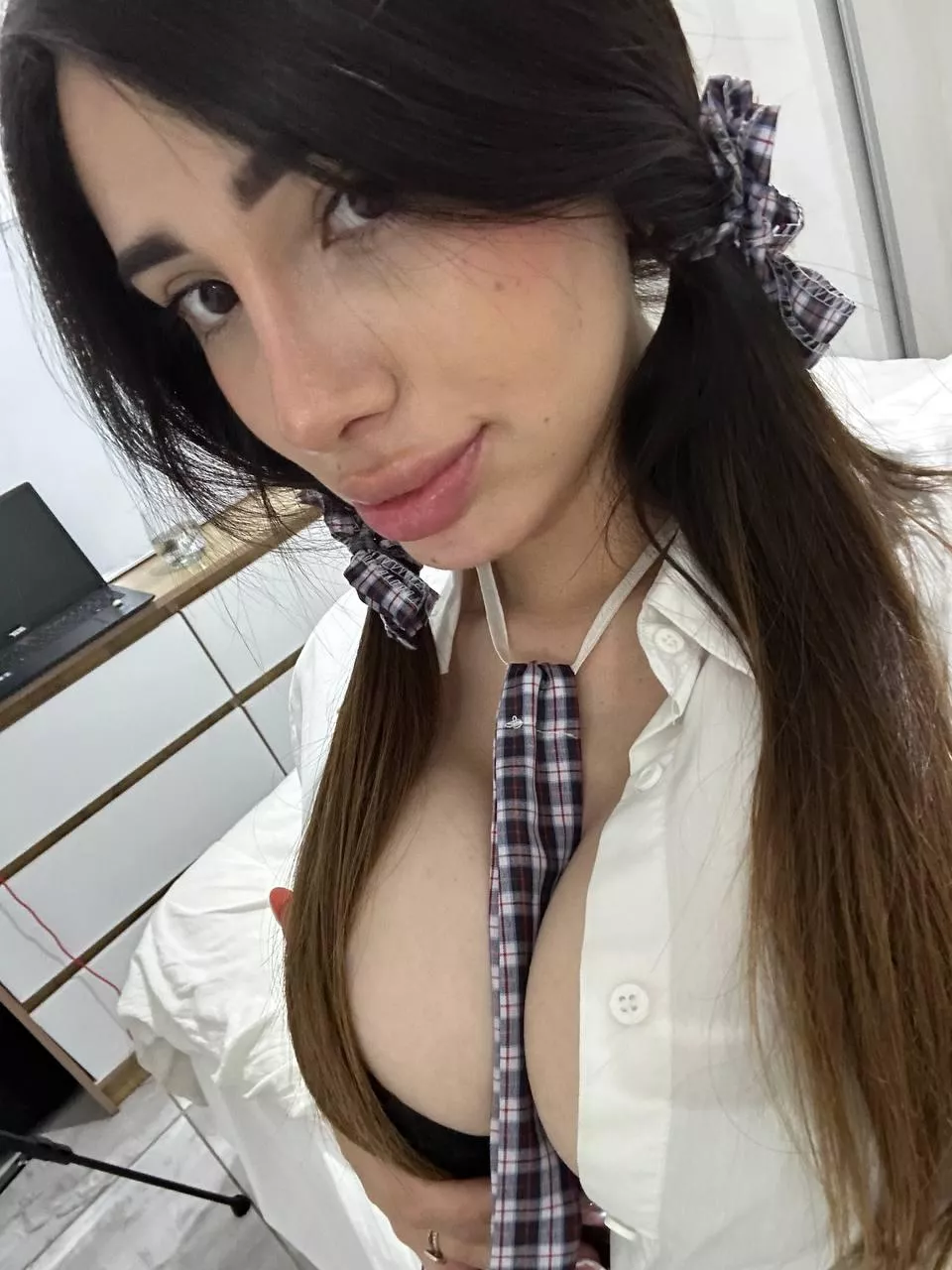 I open my shirt for you😉