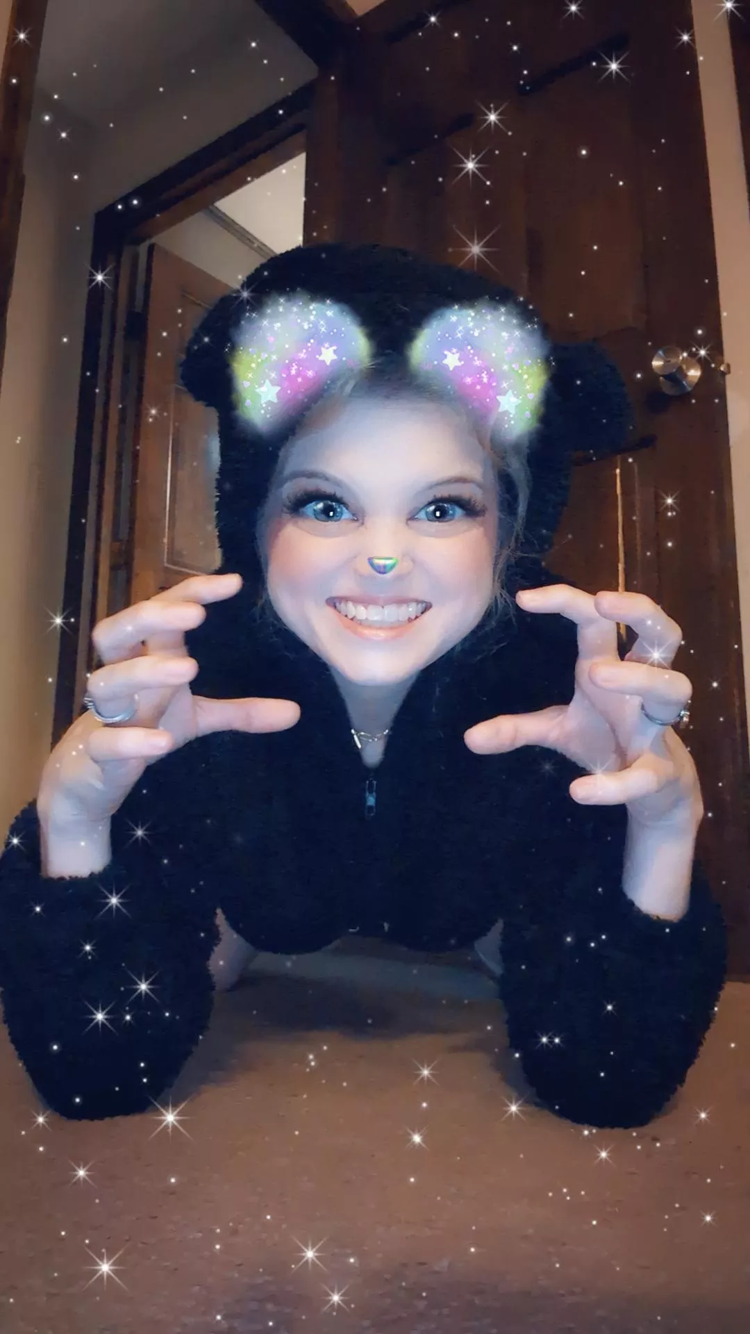 I'm a scary bear in my bear costume 