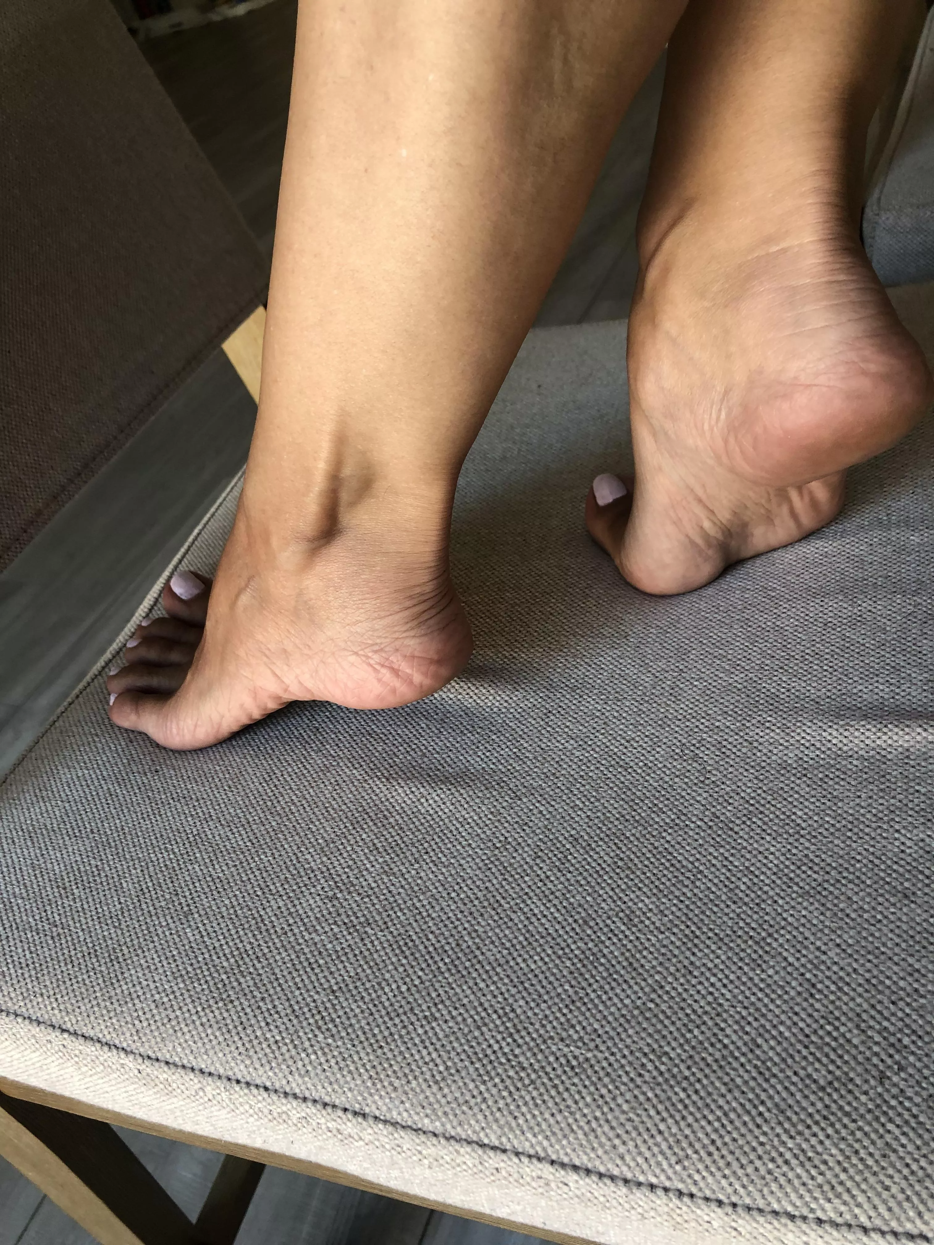 It would be fun if you were under my feet on the chair(OC)