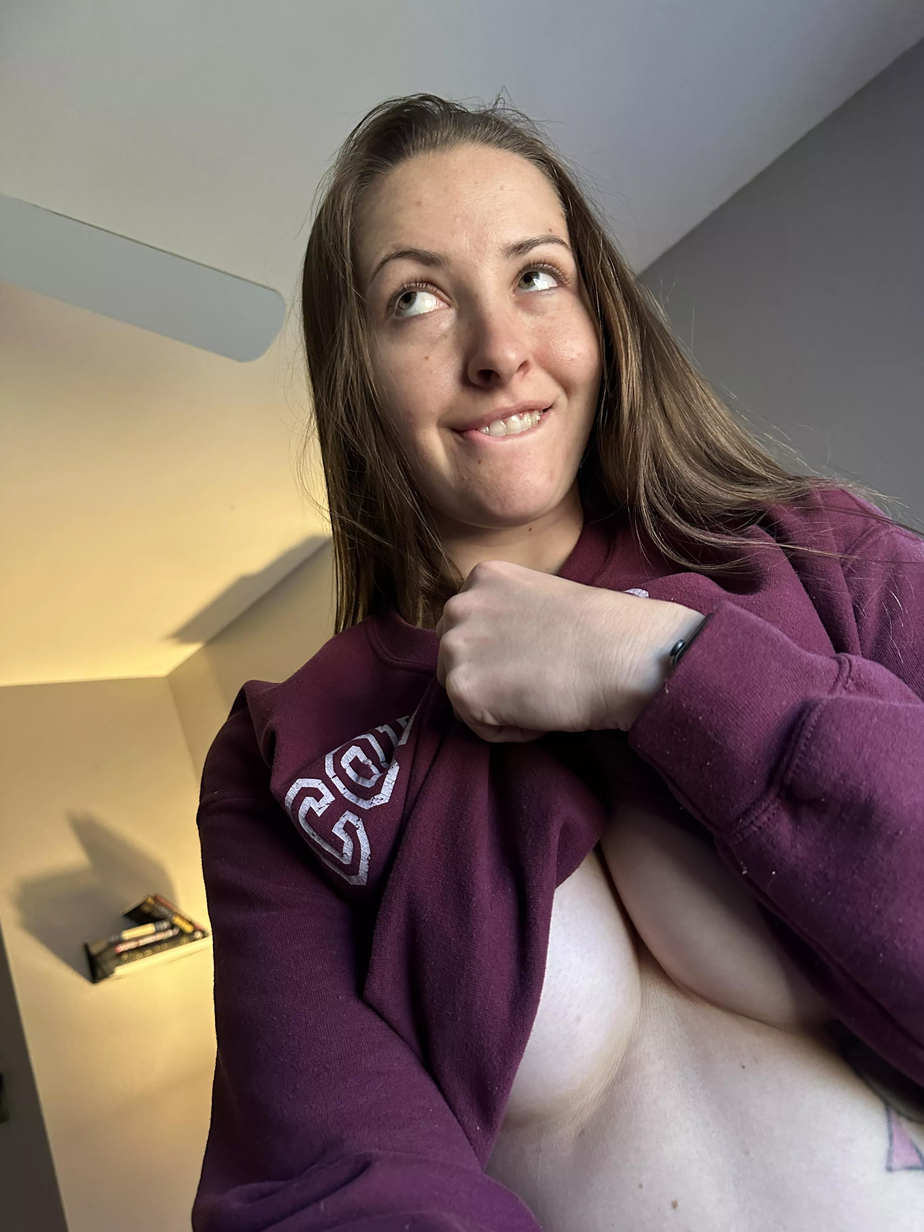 It's about time for me to wear my sweaters... which is almost always braless :)