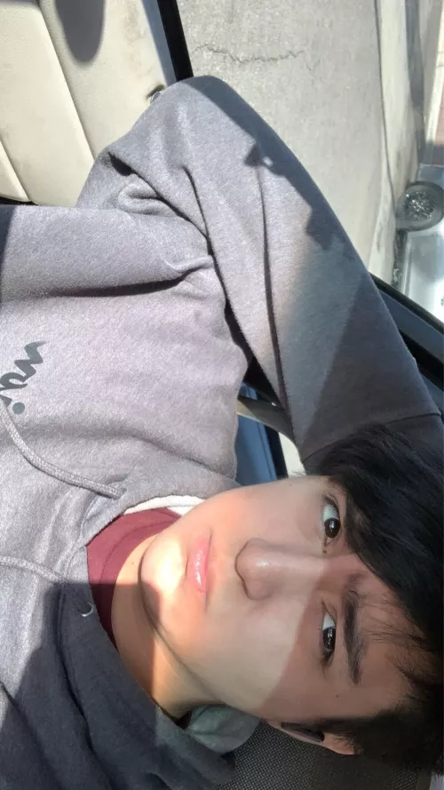 Looking for Friends to Casually play with 