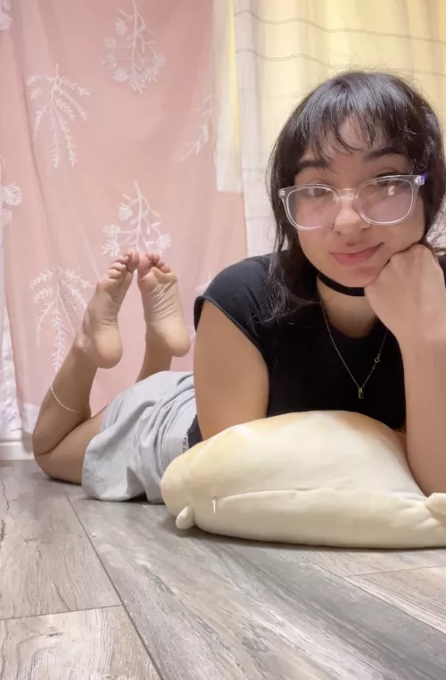 the ground and I have a connection… it holds me down 😌💜

