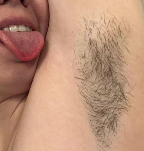 wish your dick was between my pits...😫