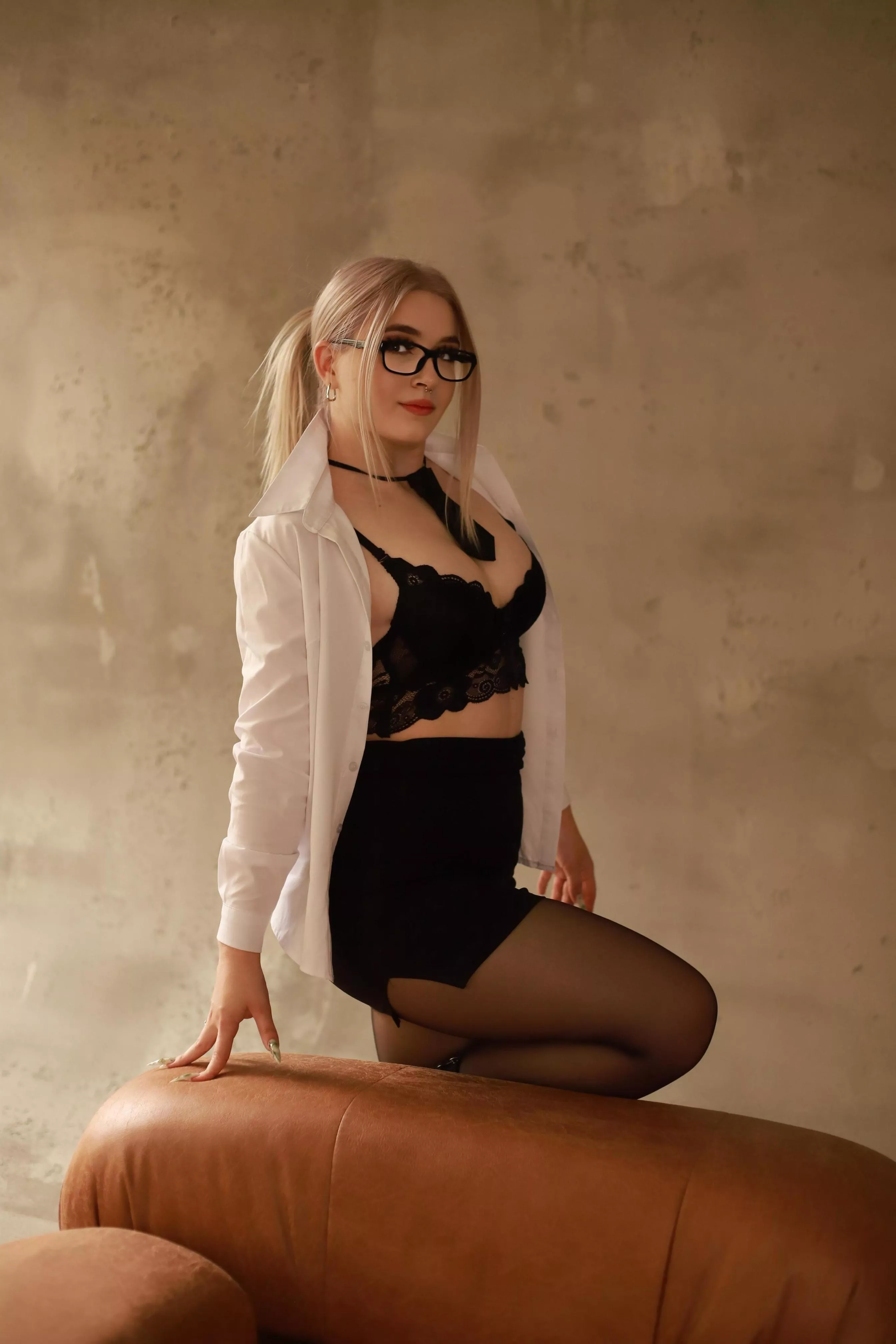 Would you like a blowjob from this secretary?