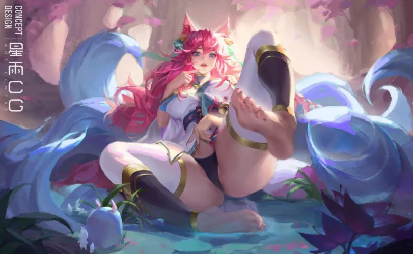 Ahri feet kajs81ushaisjaiqianshaiansjasbs