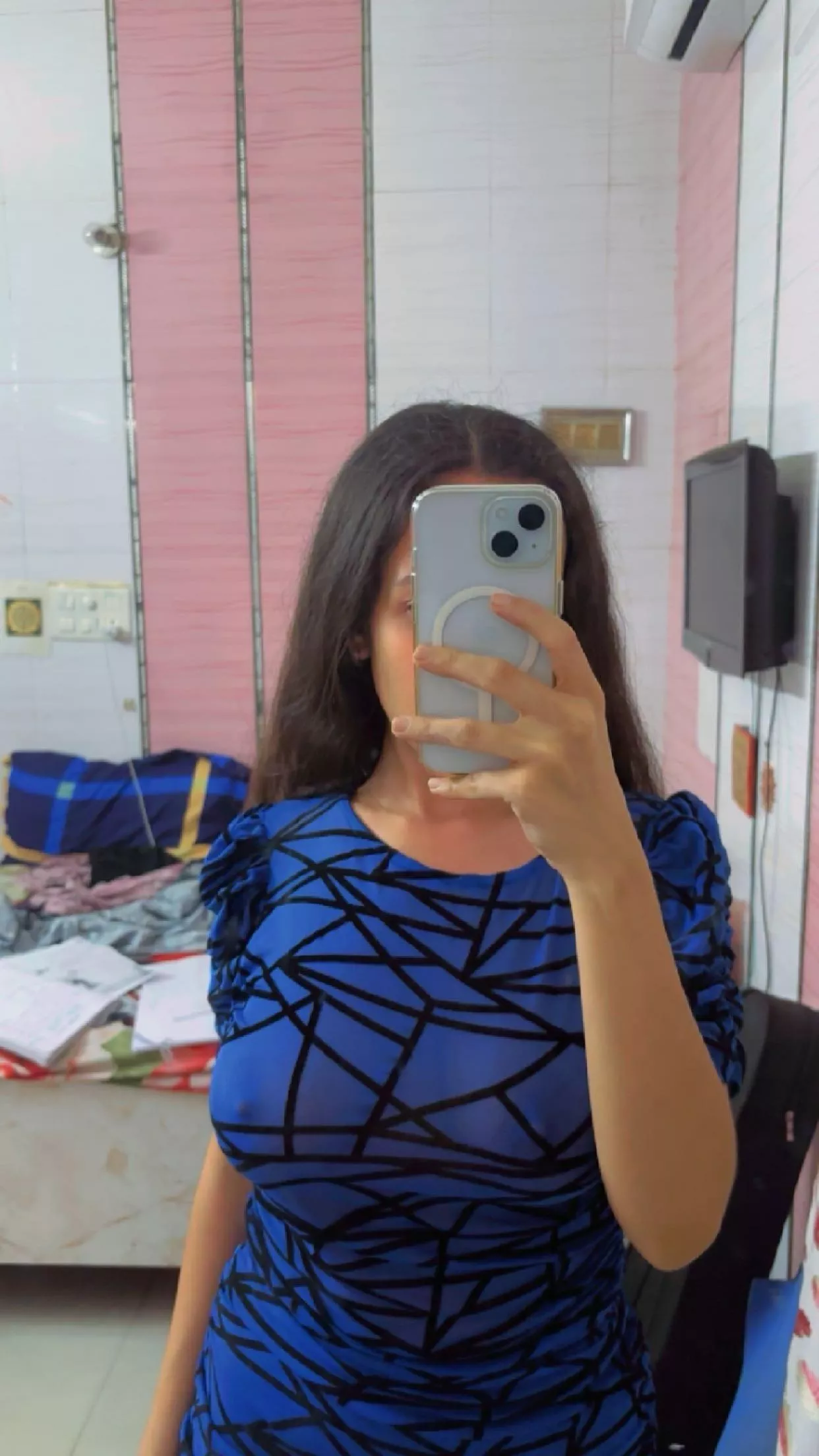 Bras are overrated, Y/N?