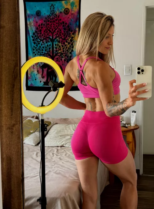 can you please bite my juicy booty