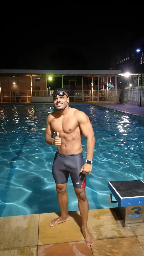 Checkout my big pool! 🏊‍♂️ (29)